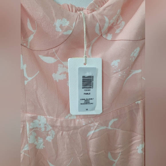 the fable dress - Picture 4 of 7